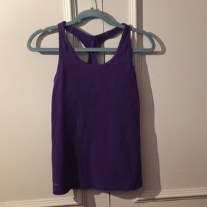 Athletic tank top